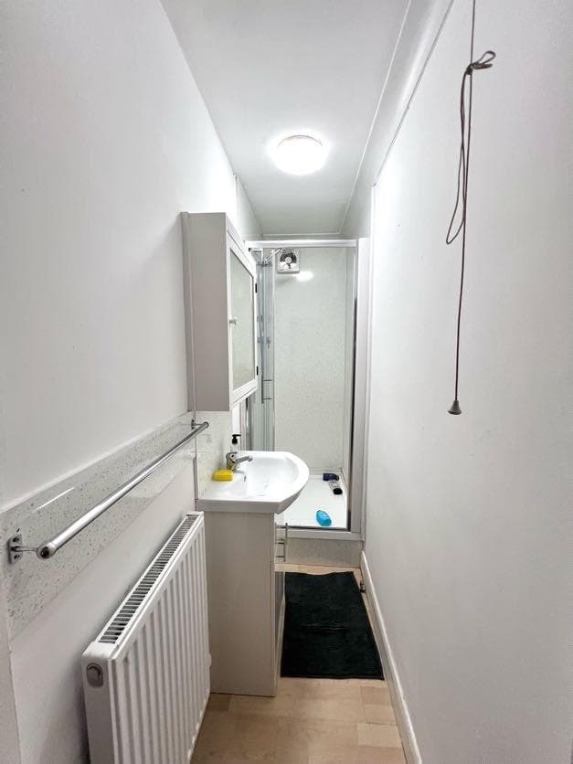 17-19 Priory Court - Image 8