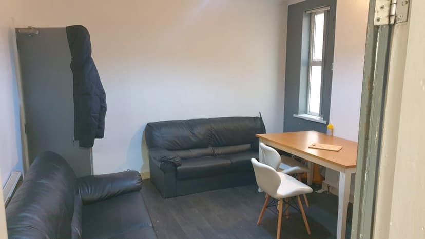 30 Faraday Road - Image 5