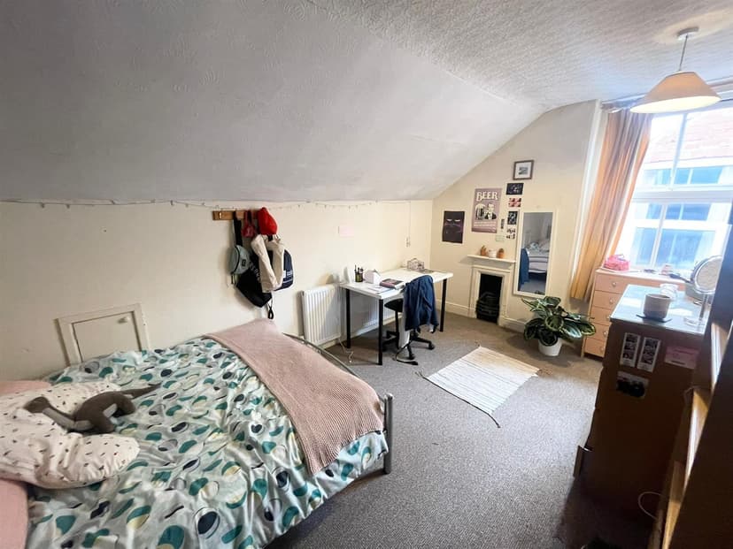 11 Gregory Avenue - Image 10