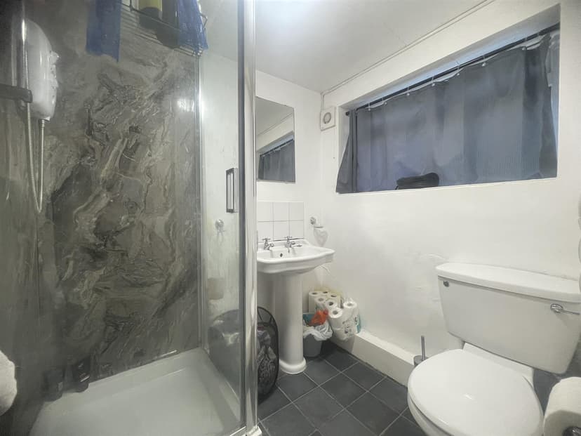 33B Lenton Road - Image 8