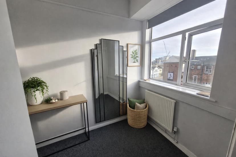 Flat 1 Croft House - Image 9