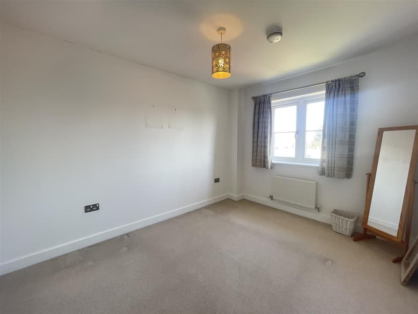 62 Deane Road - Image 16