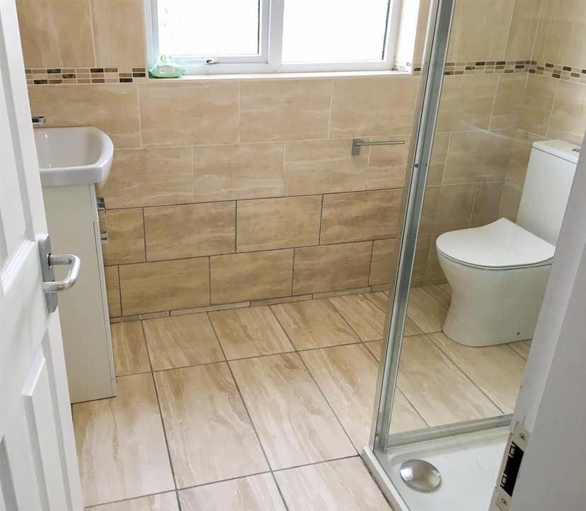 OLD 148 Queens Road East - Image 7