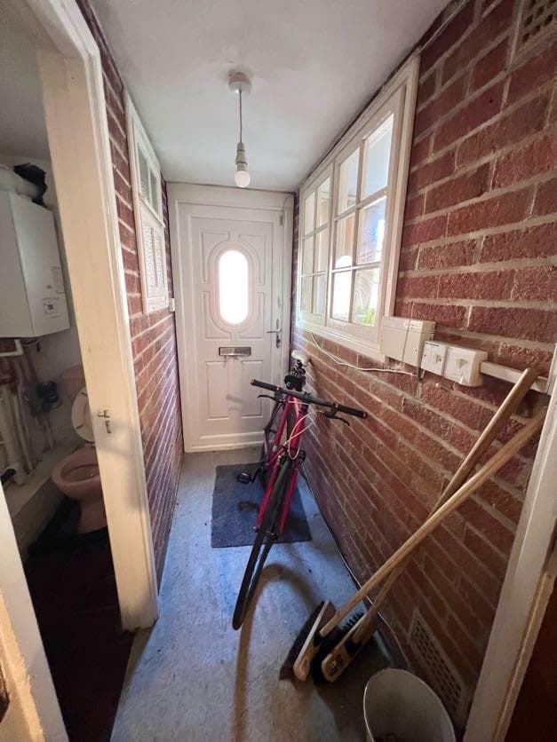 17-19 Priory Court - Image 2