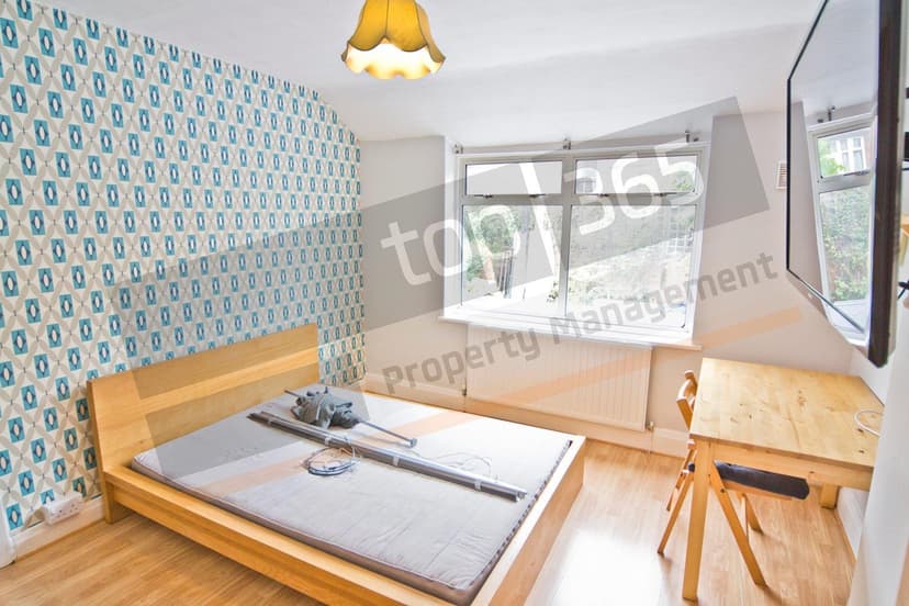 5 Welby Avenue - Image 3