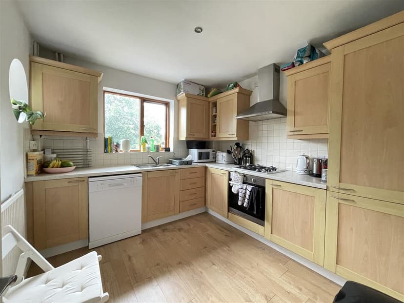 6 Kenilworth Court Kenilworth Road - Image 4