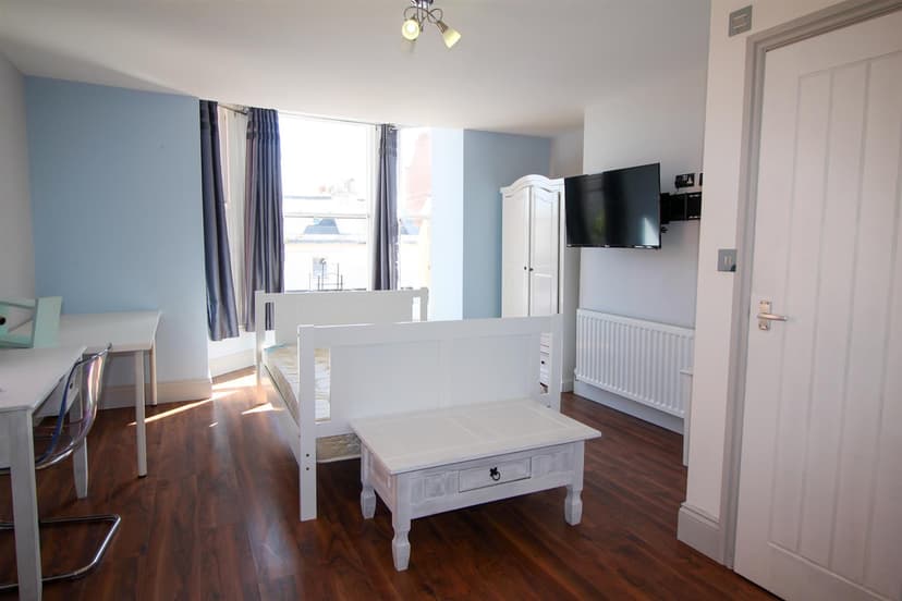 166A Derby Road - Image 6