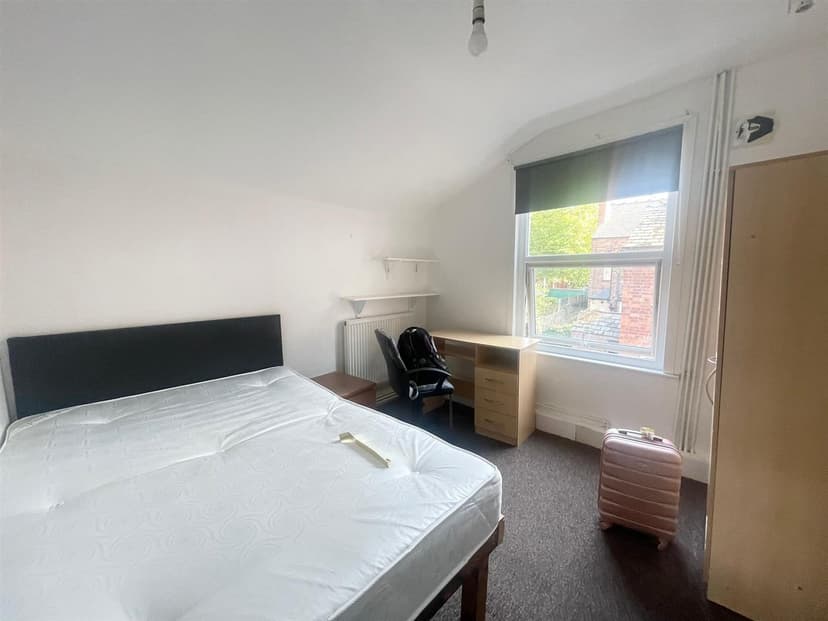 6 Church Avenue - Image 8