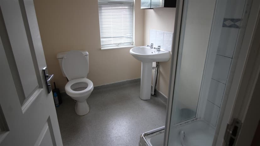 23 Teversal Avenue - Image 6