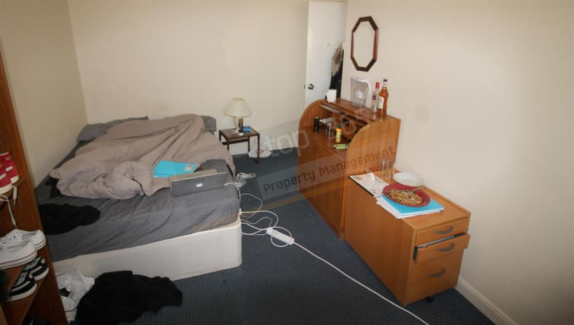 2 Swenson Avenue - Image 7