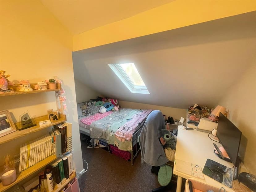 21 Midland Avenue - Image 2