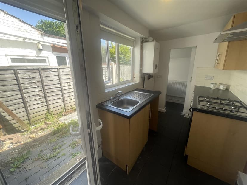 58 Dunstan Street - Image 5