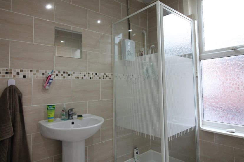 13 William Street - Image 11