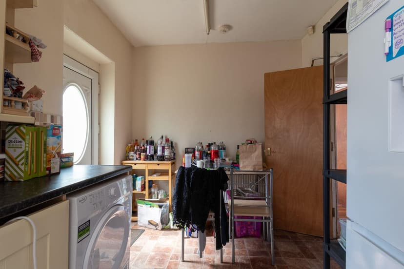 7 Eden Drive - Image 5