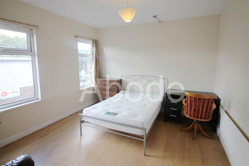 9 Ashville Road - Image 3