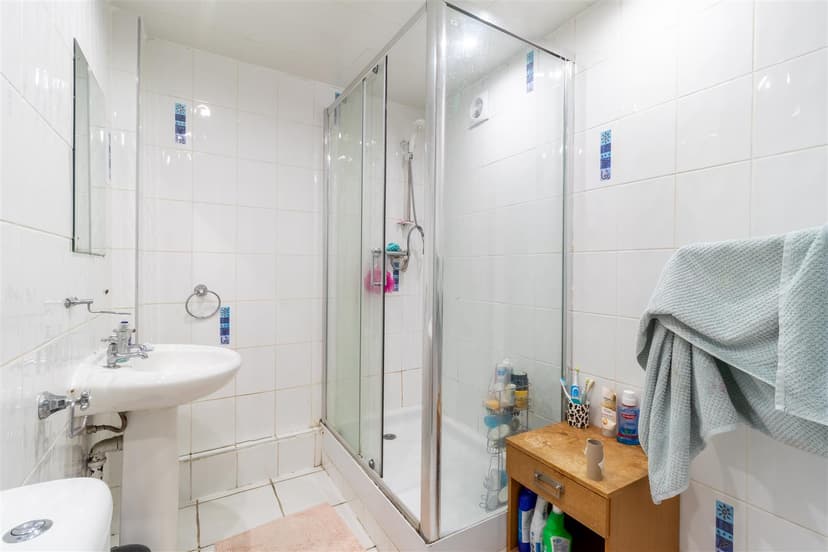 163b Royal Park Terrace - Image 6