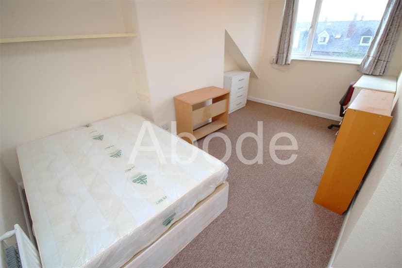 58 Royal Park Avenue - Image 4