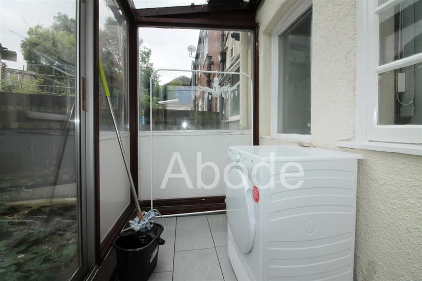 3 Kelso Gardens - Image 3