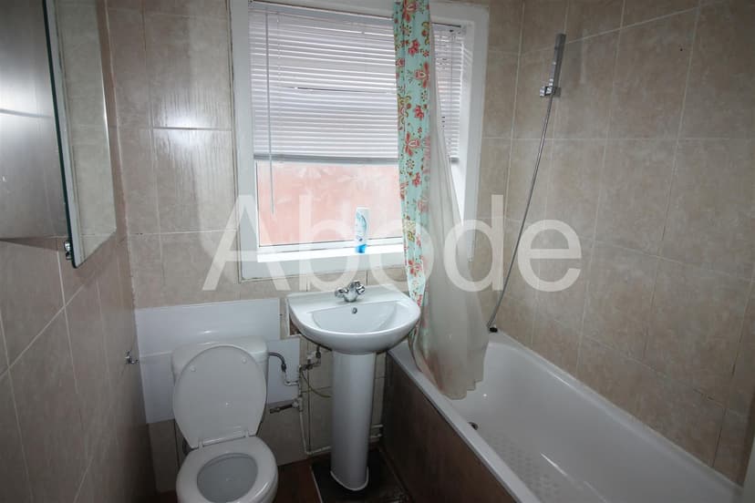38 Welton Mount - Image 3
