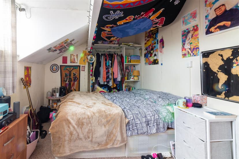 4 Harold Avenue - Image 6