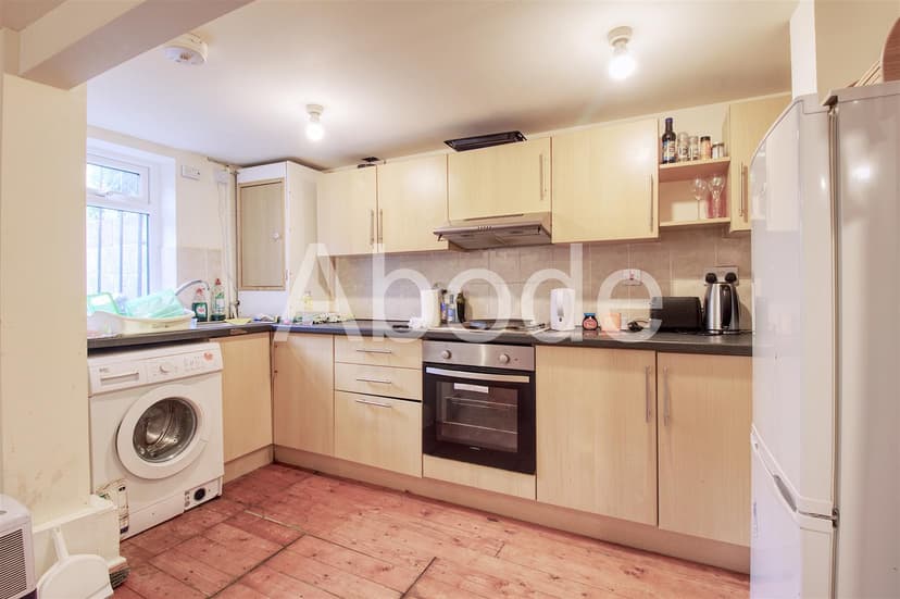 34 Royal Park Avenue - Image 3