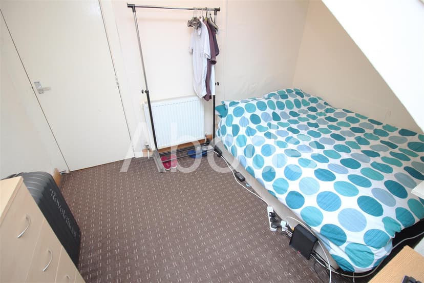 1 Brudenell Street - Image 7