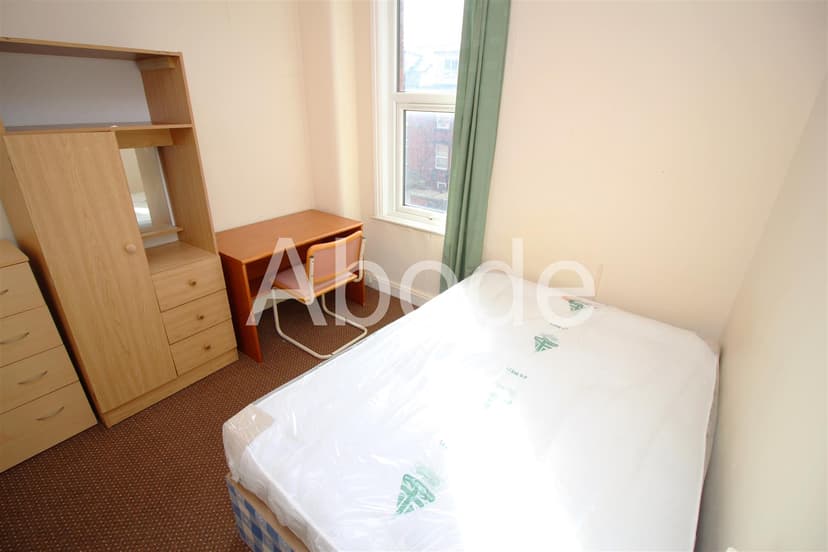 20 Royal Park Avenue - Image 9