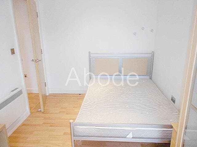 24 Holborn Central - Image 5