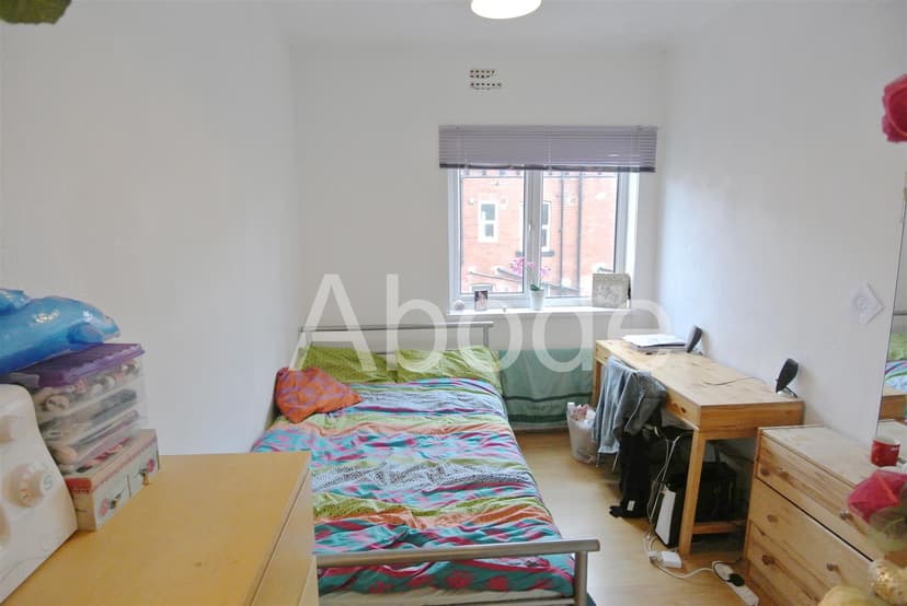 9 Ashville Road - Image 5