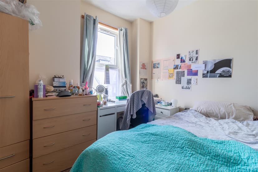 19 Royal Park Avenue - Image 6