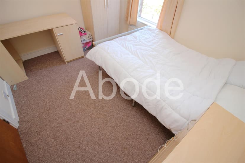 3 Brudenell Street - Image 10