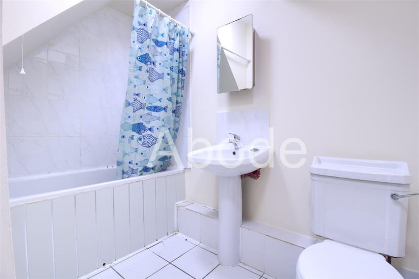 18 Spring Grove Walk - Image 9