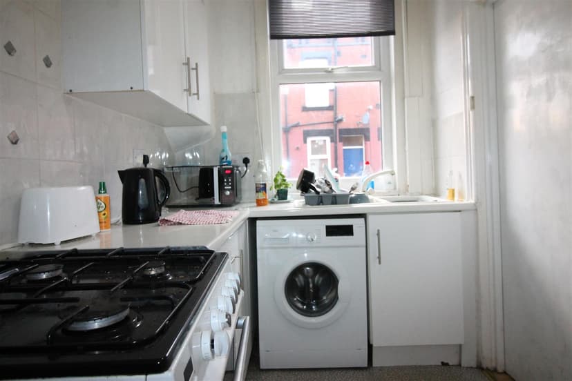 13 William Street - Image 4