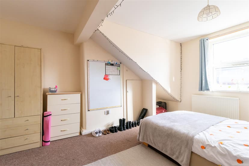 19 Royal Park Avenue - Image 3