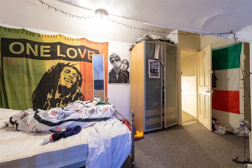 37 Brudenell Mount - Image 6