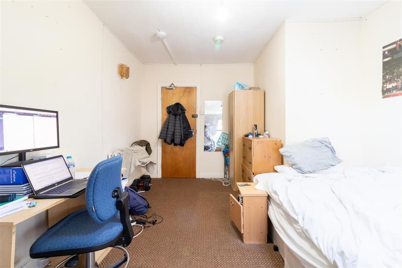 3 Hyde Park Terrace - Image 14