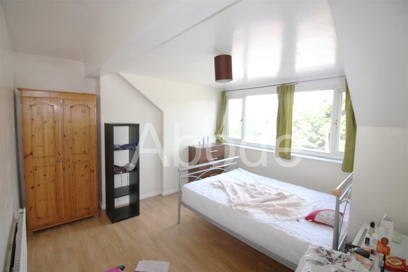 9 Ashville Road - Image 8