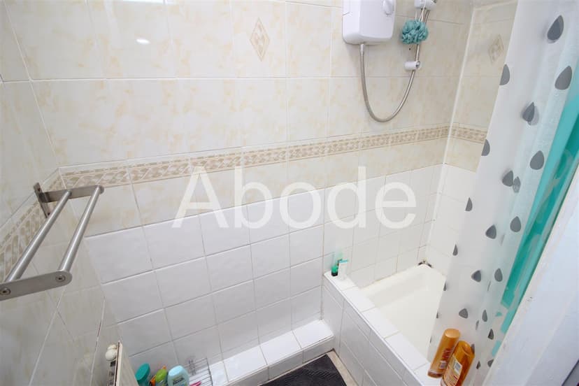 52b Cardigan Road - Image 15