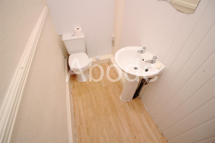 3 Hyde Park Terrace - Image 3