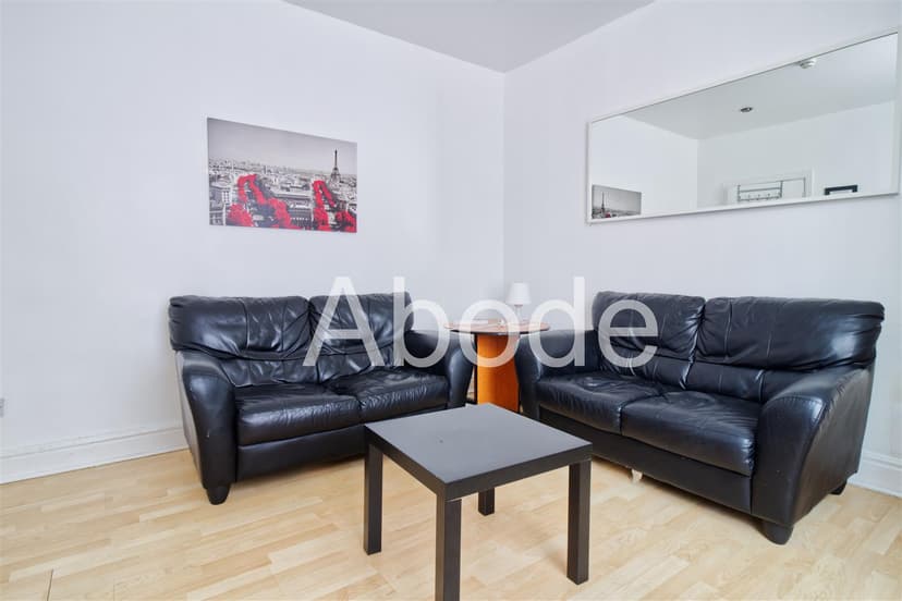 59 Harold Grove - Image 2