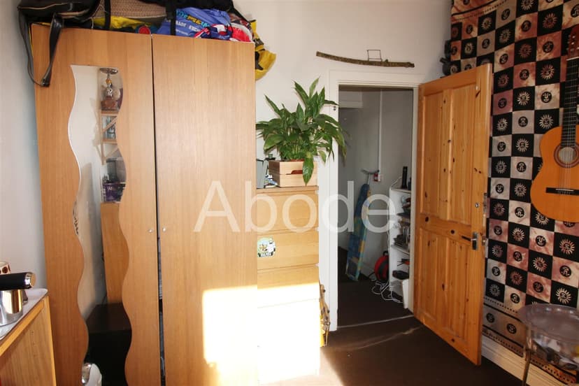 1 Carberry Road - Image 9