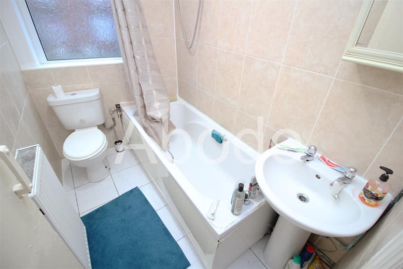 1 Brudenell Street - Image 10