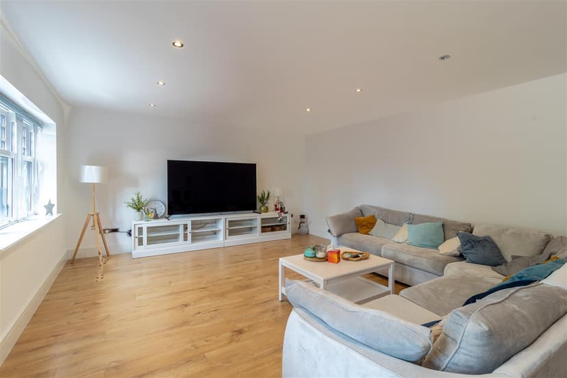 117 Wigton Lane - Image 2