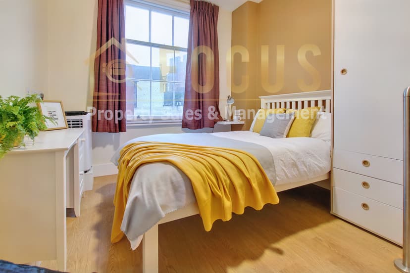 Room 2, Flat 2 5 Cank Street, City Centre, Leicester - Image 7