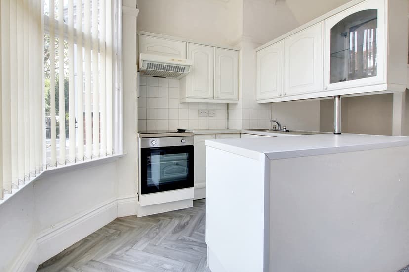 Flat 1a Stoneygate Avenue, 9 Stoneygate Avenue, Leicester - Image 3