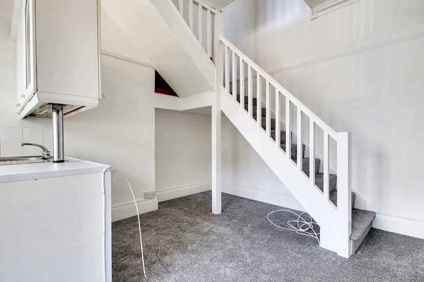 Flat 1a Stoneygate Avenue, 9 Stoneygate Avenue, Leicester - Image 6