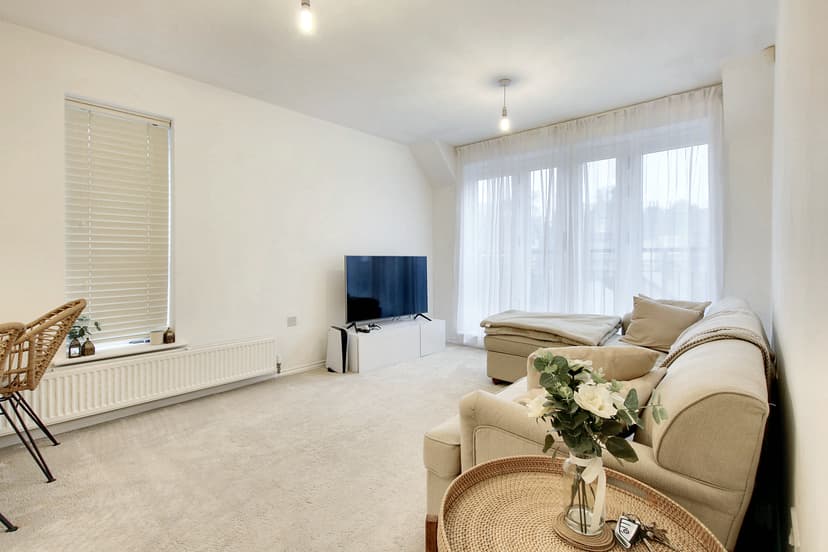 Apt 6, 1 Barradale Court, Leicester - Image 3
