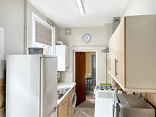 253 Welford Road, Leicester - Image 3