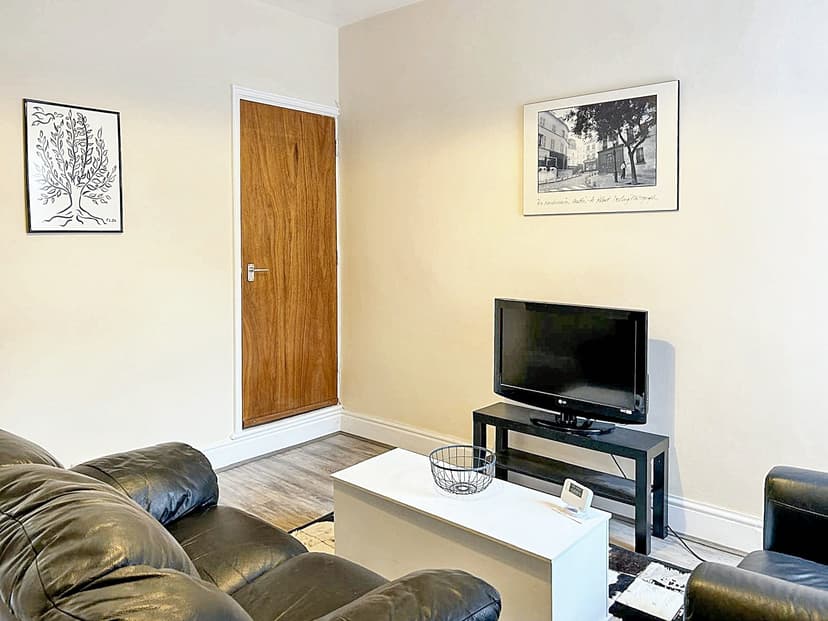 253 Welford Road, Leicester - Image 7