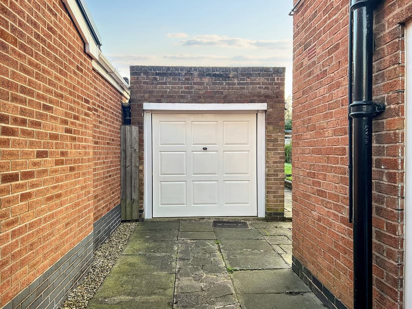 30 Castleton Road, Wigston - Image 25